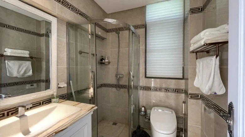 Golden Beach - View 17