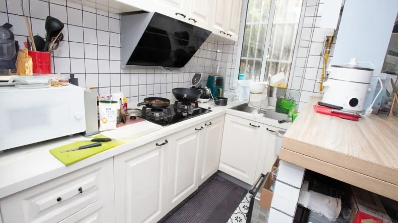 Nanquan Building - View 5