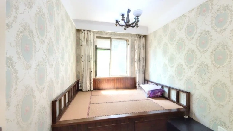 Dalian Pearl - View 3