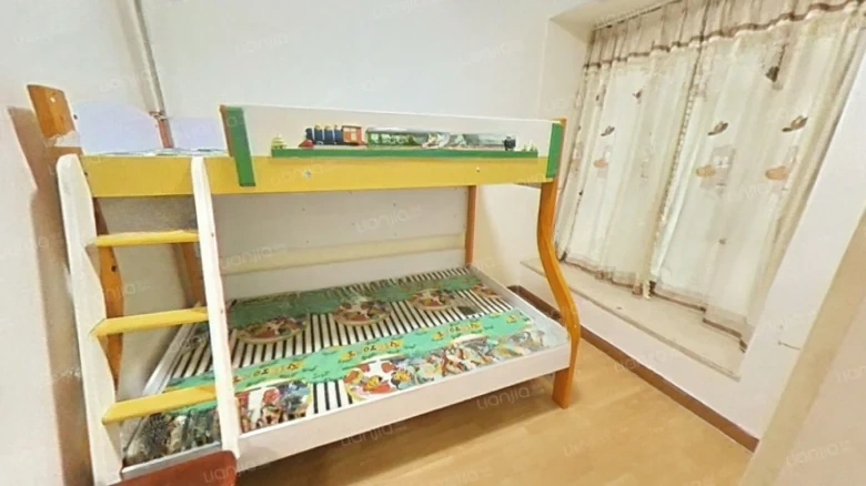 Elegance View Green Court - View 3