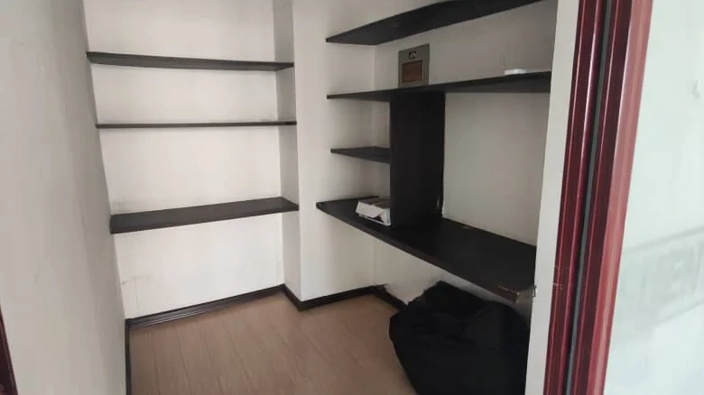 Morgan Kelly - View 5