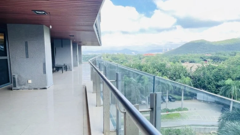 Halfhill Peninsula Central Sea View Avenue - View 12