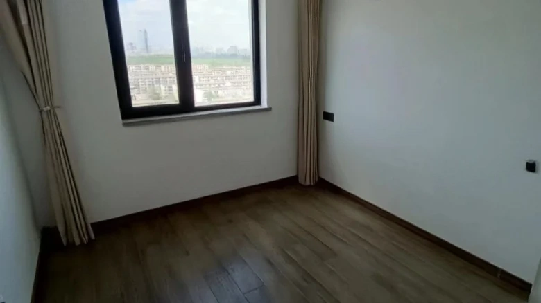 Vanke Bailue Yuehu Lake - View 2