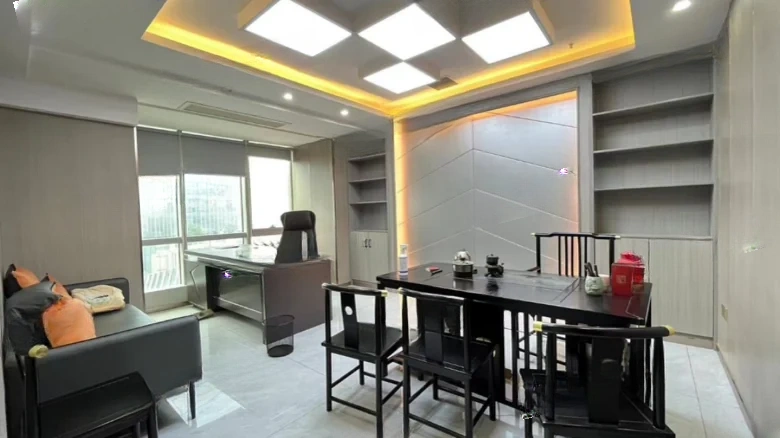 Deskin City Plaza - View 3