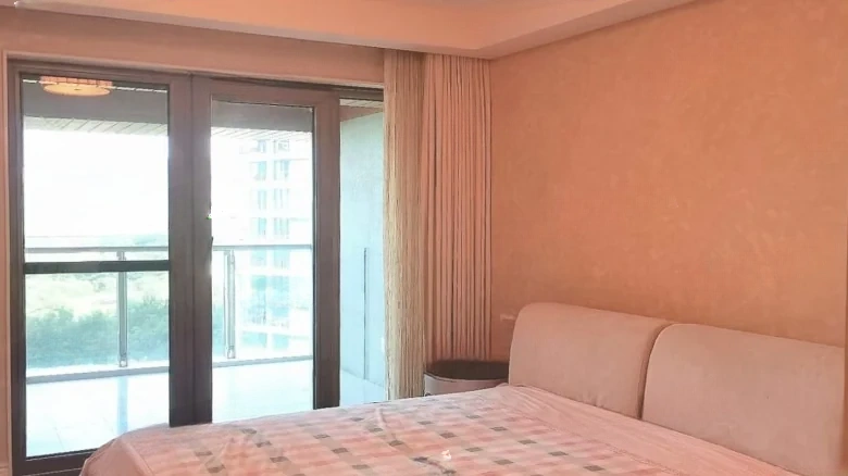 Half Mountain Peninsula Central Sea View Boulevard - View 3