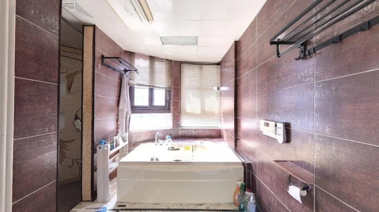 Lord's Land County - View 12