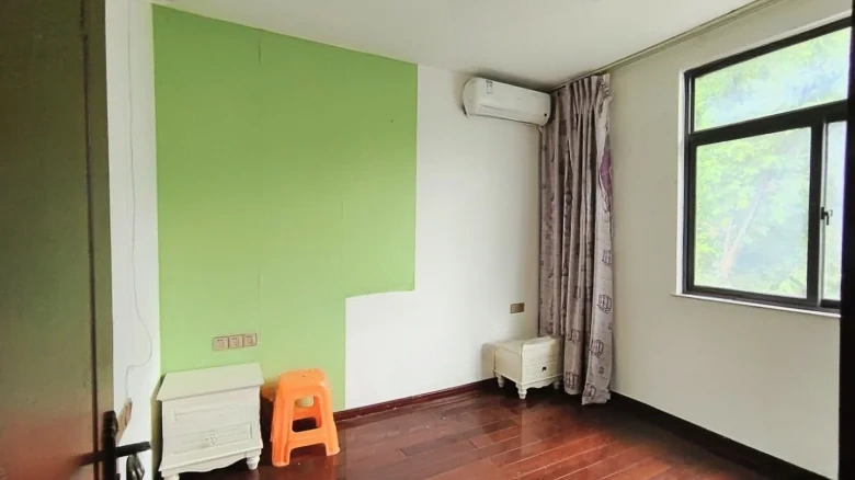 Dongfang Golf Villa Phase I - View 4