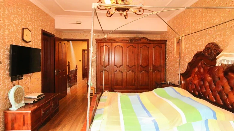 Victoria D District - View 6