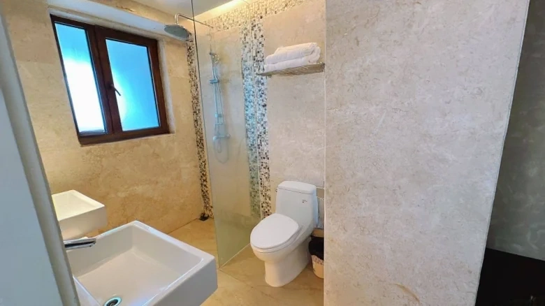 Half Mountain Peninsula Central Sea View Boulevard - View 6