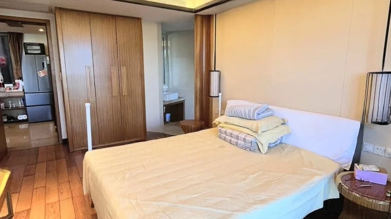 Half Mountain Peninsula - View 3