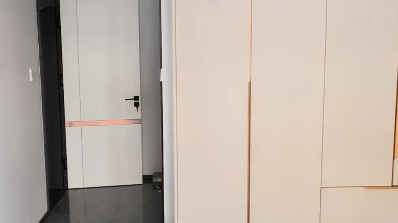 Buckingham Palace - View 8