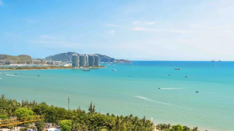 Sanya Golden Phoenix Seaview Apartment - View 16