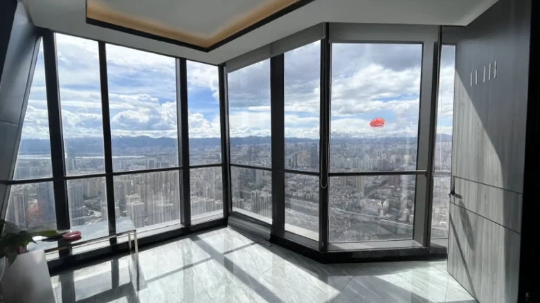 Kunming Xishan Wanda Plaza - View 2