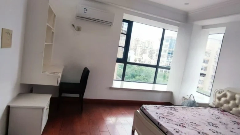 Zhongrui Scenic Residence - View 3