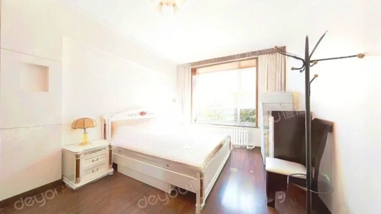 Sea Breeze Garden - View 2