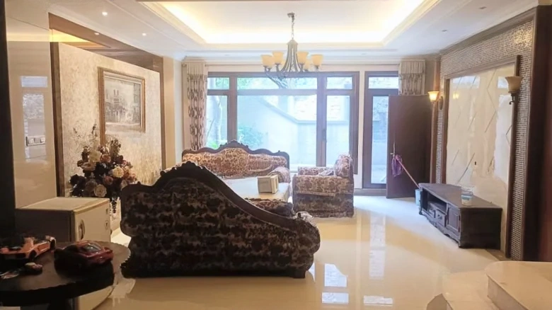 Lushan International Cuilvy Ridge - View 13