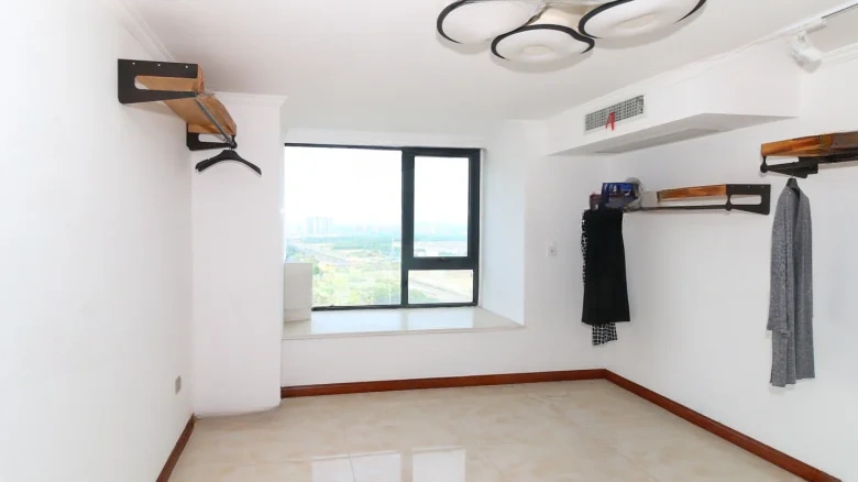 Starlight Avenue Mall - View 2