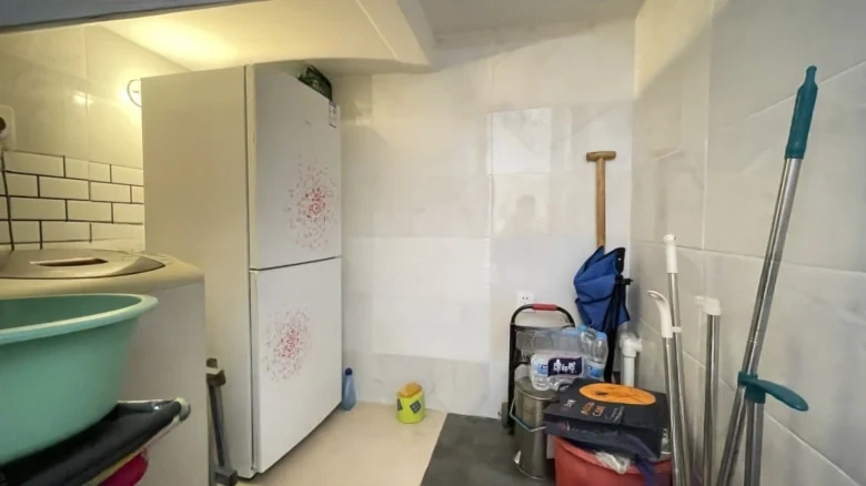 Hengji Country Garden Jinshitan碧桂園 Country Garden is a wellknown real estate brand in China, so it's kept as - View 18