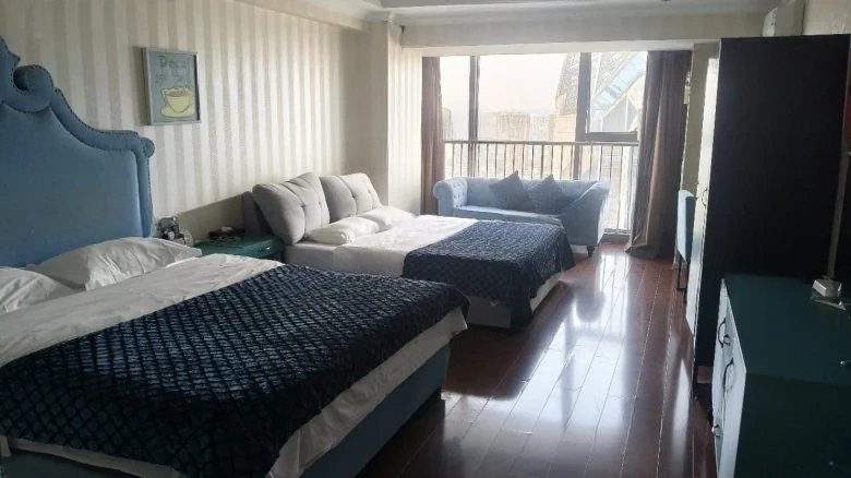 Kunming Xishan Wanda Plaza - View 2