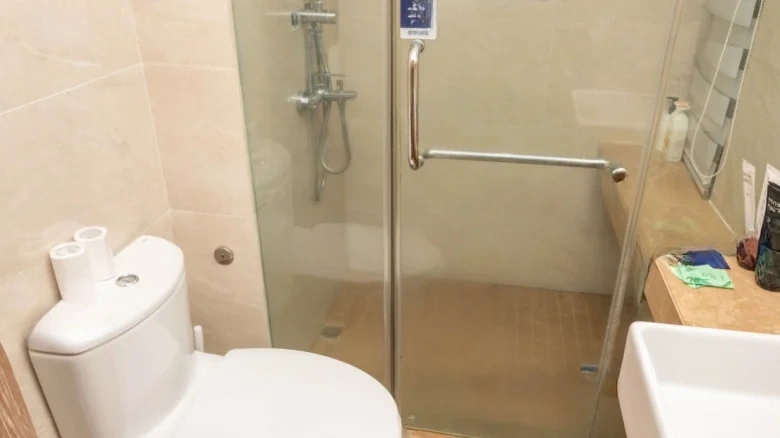 Ronaldo Sanya Bay Harbor Area One - View 16