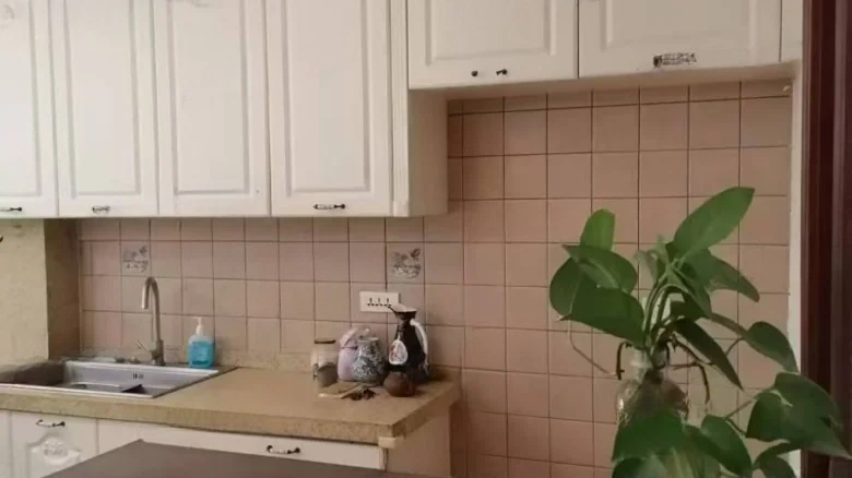 Luhua Scented Dew Walk - View 9