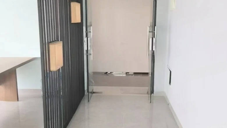 Poly Rail China Ring Plaza - View 3