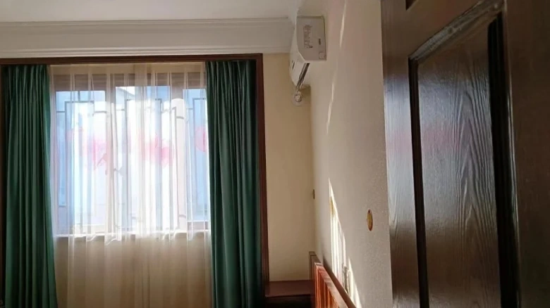 Elegant Jade Courtyard - View 1