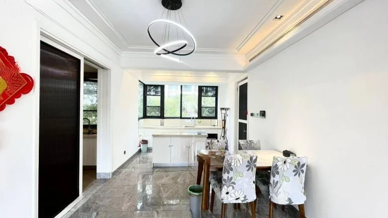 Banshan Xiangxie - View 4