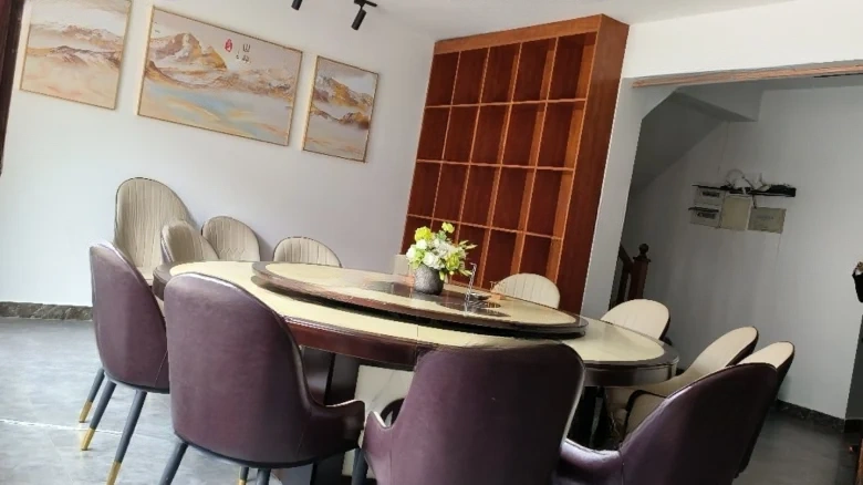 Dianchi Ancient House - View 6