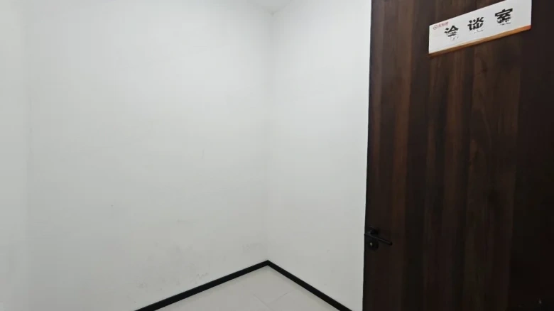 Lanzhou Center Office Tower - View 4