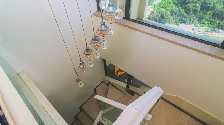 China Railways Ziyuetai - View 25