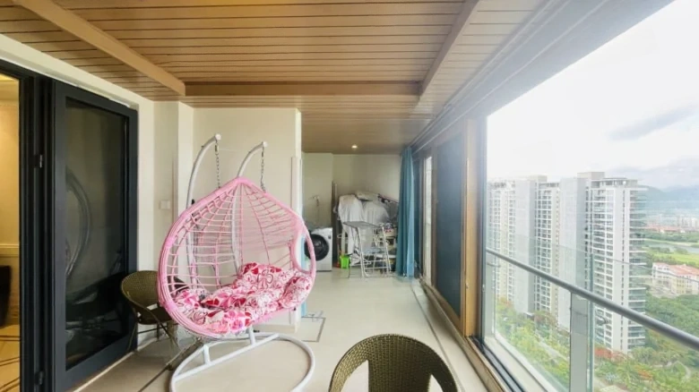 Half Mountain Peninsula - View 9