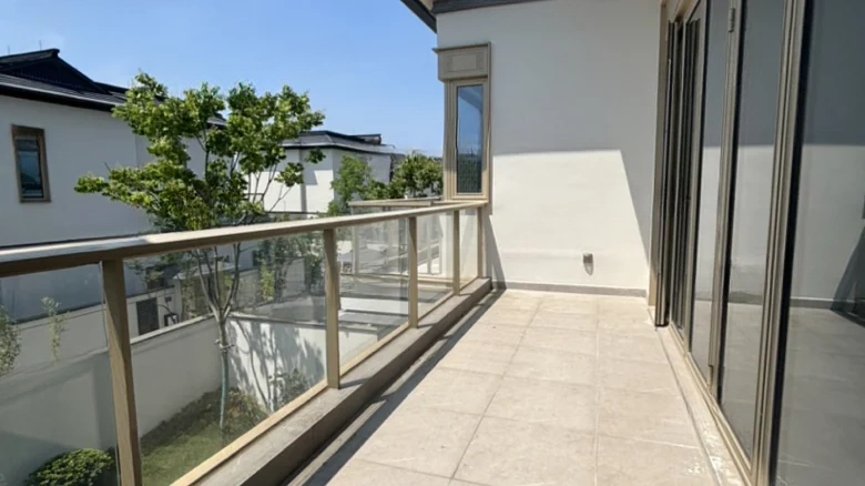 Green Town Moon Valley - View 3