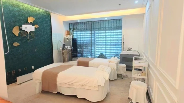 New World Famous Confluence - View 4