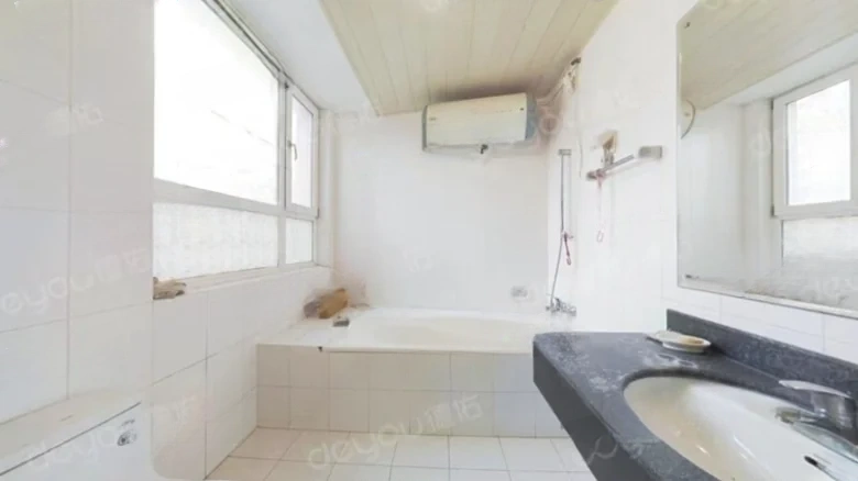 Sea Breeze Garden - View 5