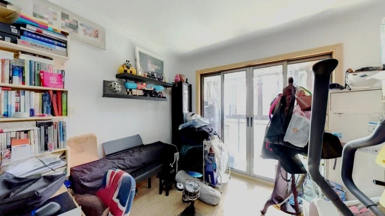 Eastern Sky Manor Western District - View 4