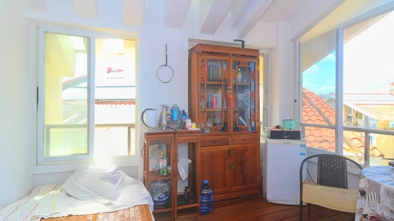 China Railways Ziyuetai - View 2