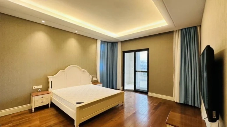 Jade Screen · Phoenix Water City - View 5