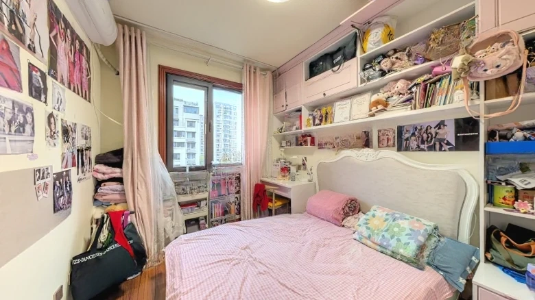 Dahua Purple Manor - View 3