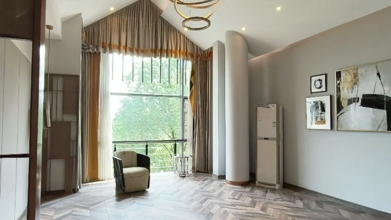 Kunming Dianchi Golf Club - View 2