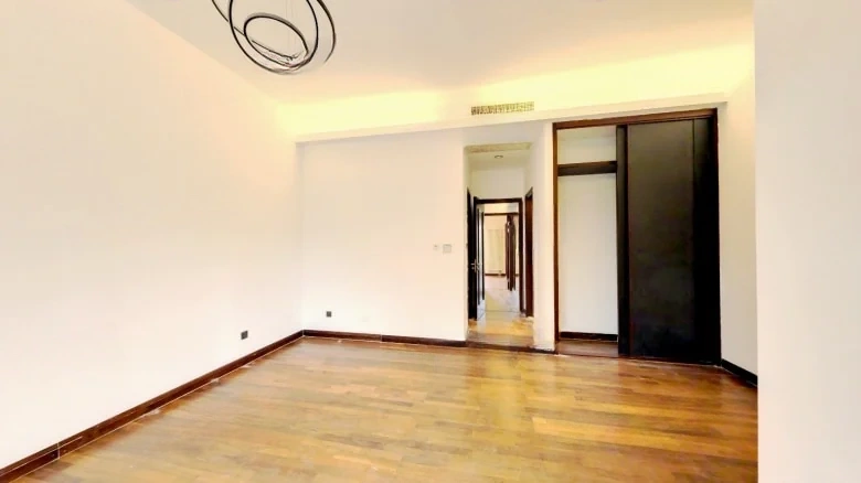 Glory of Heaven Below, Phase One - View 7