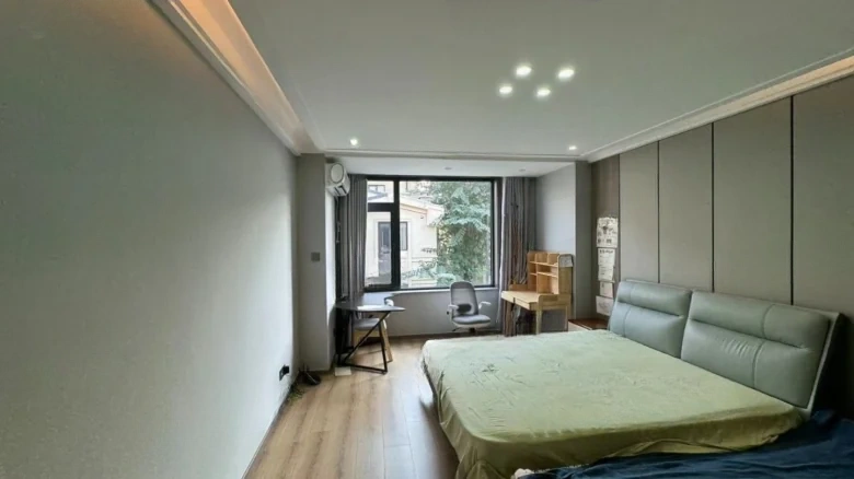 Lakeshore Twin Pearls Original Residence - View 8