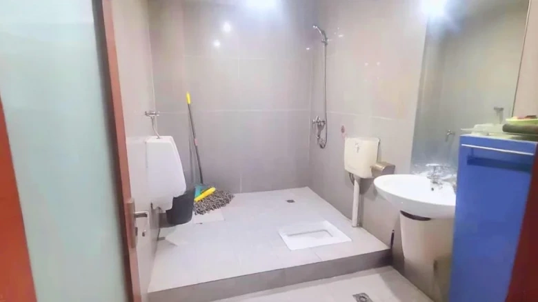 Morning Glow Street Mansion - View 9