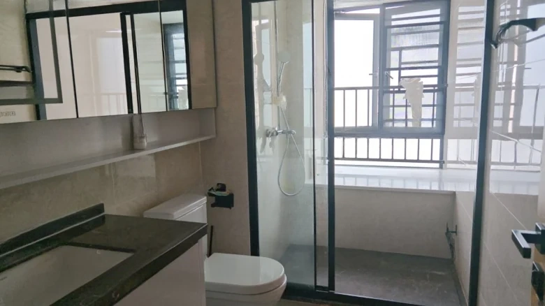 Cloud and Center - View 9