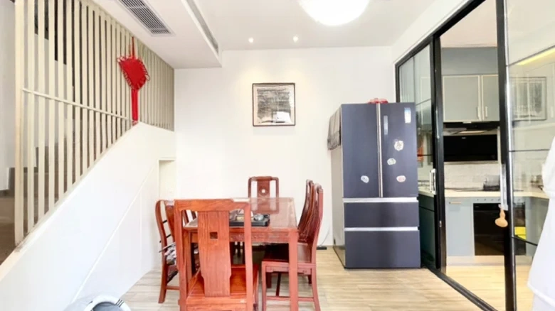 Vanke Lakeview Resort Park Phase II - View 5