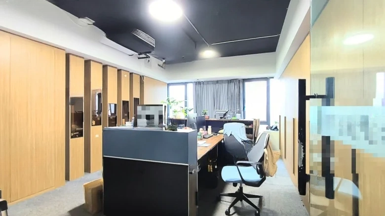 Platinum Crystal Sky Residence - View 5