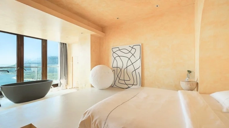 Half Mountain Peninsula Donghai Bay Phase III - View 2