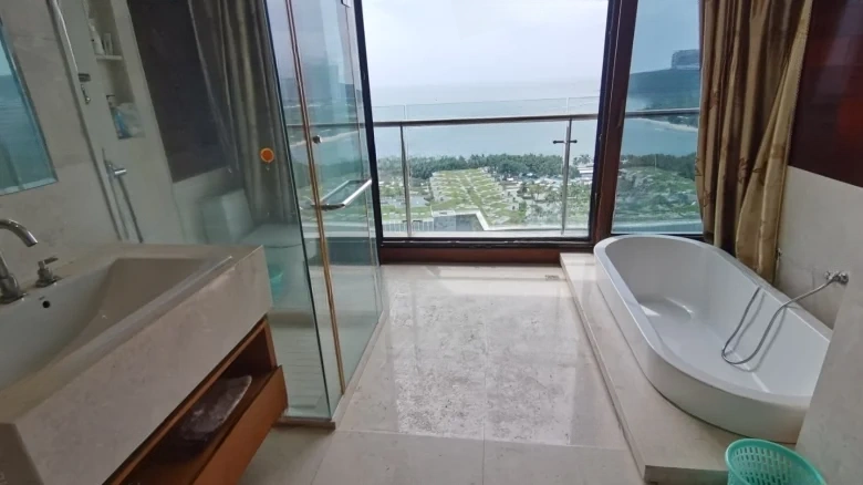 Half Mountain Peninsula Donghai Bay Phase III - View 7