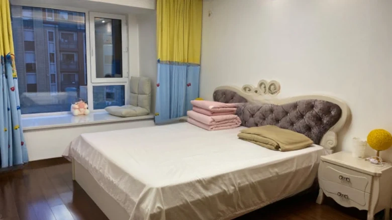 Banff Garden - View 4