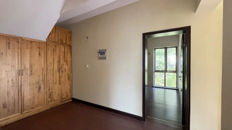 Tai Lake Star - View 4